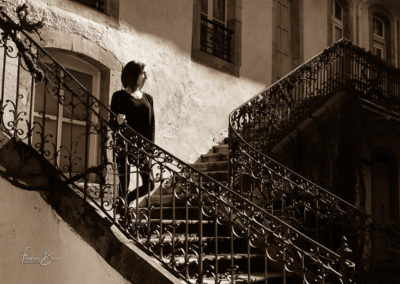 Photo Portrait escalier book Tarbes Séméac Lourdes Bagnères-de-Bigorre Hautes-Pyrénées 65